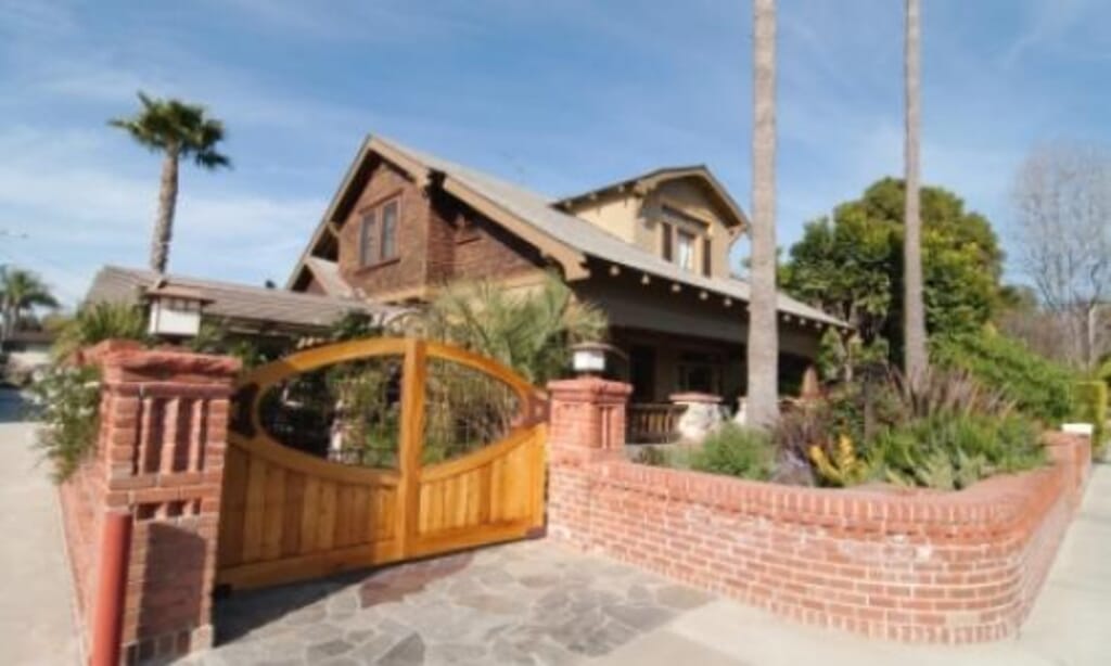 Safe Harbor Treatment Centers for Women in Costa Mesa (CA) California